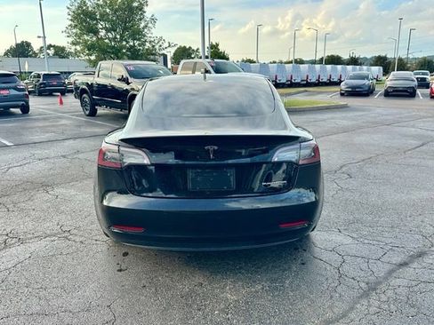 Used 2022 Tesla Model 3 Long Range AWD/4WD image 9