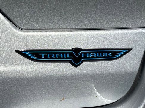 Used 2024 Jeep Grand Cherokee Trailhawk w/ Advanced Protech Group II image 15