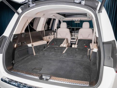 Certified 2023 Mercedes-Benz GLS 450 4MATIC image 8