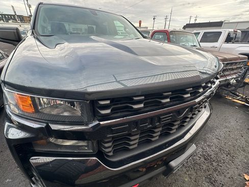 Used 2019 Chevrolet Silverado 1500 Custom Trail Boss w/ Custom Convenience Package image 5