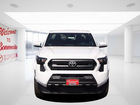 New 2026 Toyota Tacoma SR5 image 4