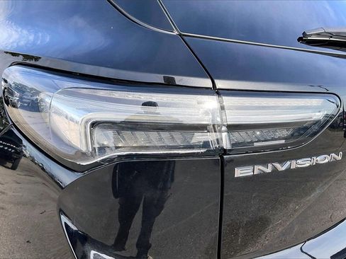 Used 2023 Buick Envision Avenir image 19