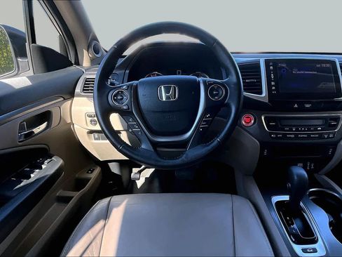 Used 2017 Honda Pilot EX-L image 6