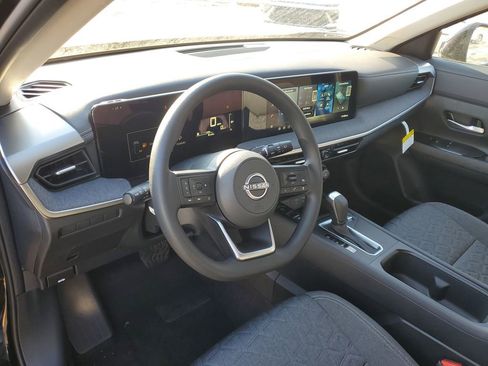 New 2026 Nissan Kicks SV image 10