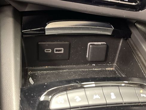 Certified 2023 Buick Envision Preferred w/ Sport Touring Package AWD/4WD image 24
