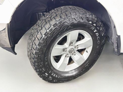 Used 2016 RAM 1500 Classic SLT AWD/4WD image 35