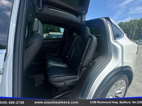 Used 2018 Tesla Model X 75D AWD/4WD image 19
