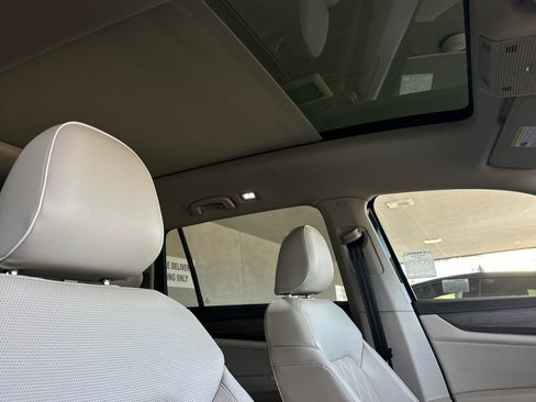 Used 2024 Volkswagen Atlas SEL Premium R-Line AWD/4WD image 17