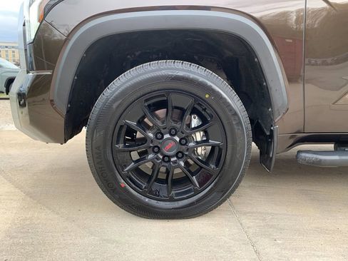 Used 2023 Toyota Tundra Limited w/ TRD Off-Road Package image 33