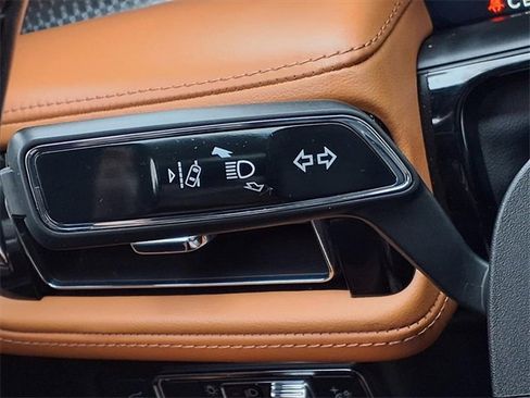 Certified 2022 Lincoln Nautilus Black Label w/ Class II Trailer Tow Package image 13