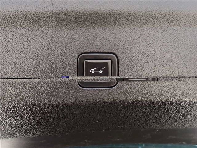 Used 2021 Chevrolet Suburban LT AWD/4WD image 10