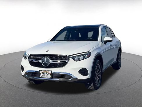 Used 2024 Mercedes-Benz GLC 300 image 4