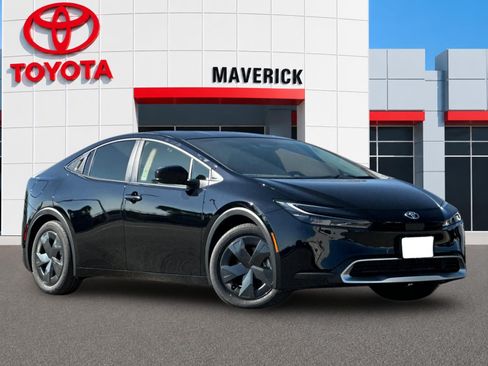 New 2026 Toyota Prius Plug-In Hybrid FWD image 7