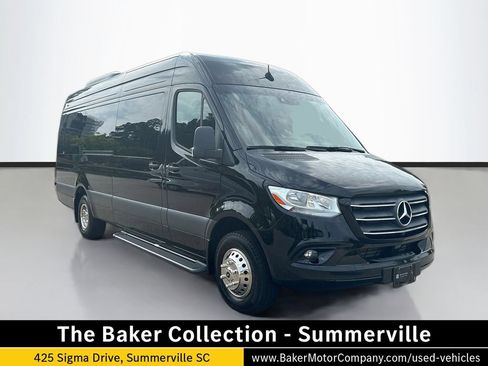 Used 2024 Mercedes-Benz Sprinter 3500 image 1