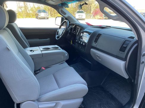 Used 2010 Toyota Tundra 2WD Regular Cab image 32