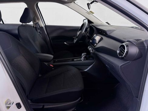 Used 2023 Nissan Kicks SV FWD image 23