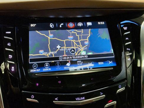 Used 2017 Cadillac Escalade Platinum RWD image 18