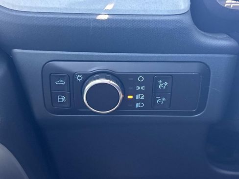 Used 2023 Ford Maverick Lariat FWD image 35