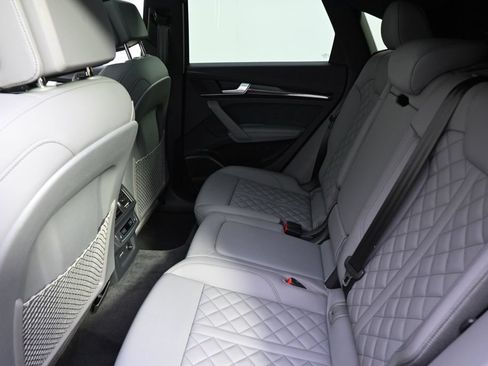 Used 2024 Audi SQ5 Prestige AWD/4WD image 21