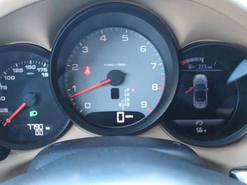 Used 2015 Porsche Boxster S image 18