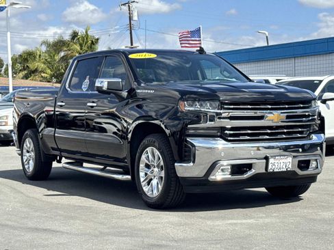 Used 2019 Chevrolet Silverado 1500 LTZ w/ LTZ Plus Package RWD image 3
