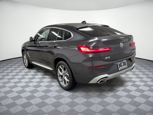 Certified 2025 BMW X4 xDrive30i AWD/4WD image 3