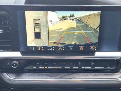 Used 2025 Chevrolet Silverado 1500 LTZ w/ LTZ Premium Texas Edition AWD/4WD image 6