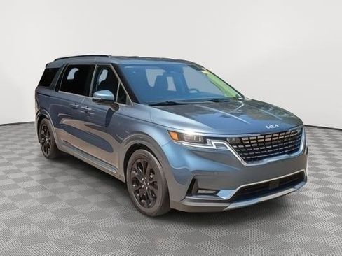 Used 2022 Kia Carnival SX Prestige image 4