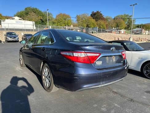 Used 2017 Toyota Camry LE FWD image 7