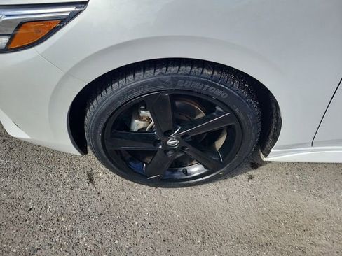 Used 2023 Nissan Sentra SR w/ Midnight Edition Package image 5