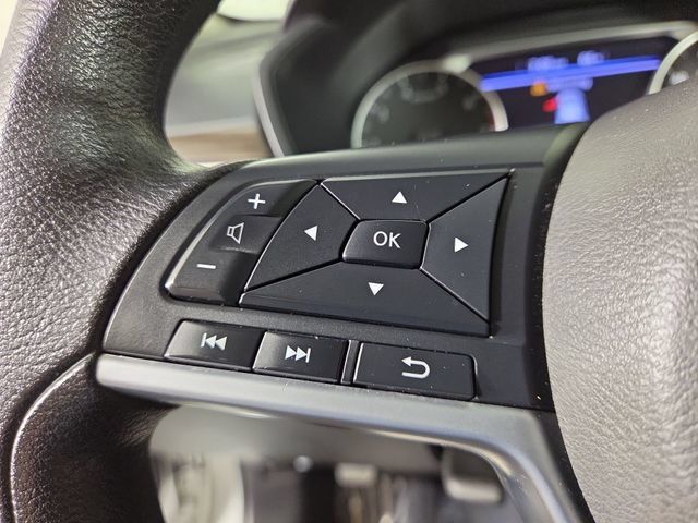 Used 2023 Nissan Altima 2.5 SV FWD image 22
