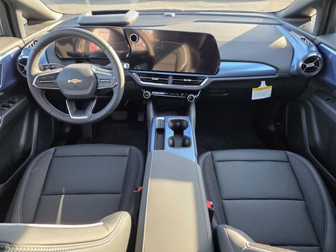 New 2026 Chevrolet Equinox EV LT w/ Convenience Package II image 18