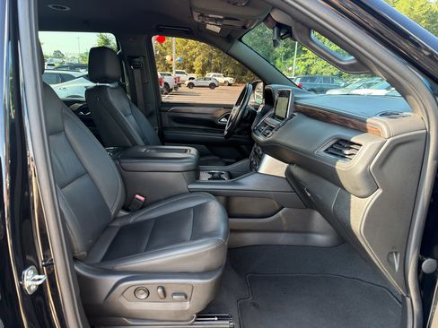Used 2023 Chevrolet Tahoe LT w/ Luxury Package RWD image 24