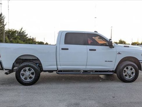 Used 2024 RAM 2500 Big Horn w/ Off Road Package AWD/4WD image 9