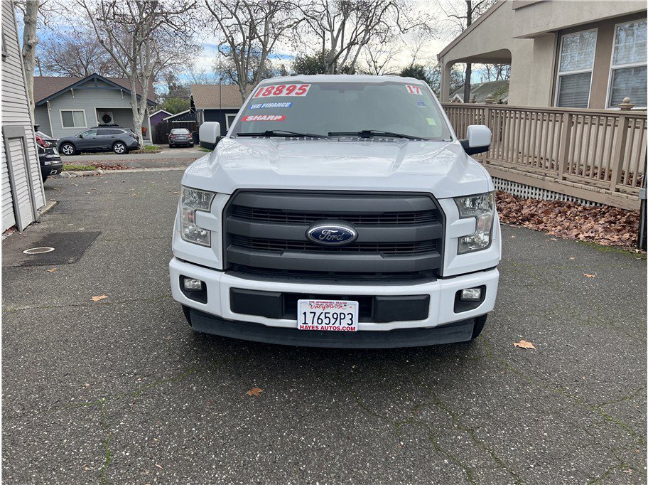 Used 2017 Ford F150 Lariat RWD image 2