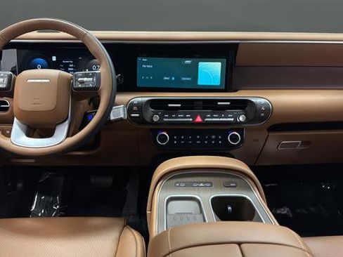 Used 2026 Hyundai Palisade Calligraphy image 11