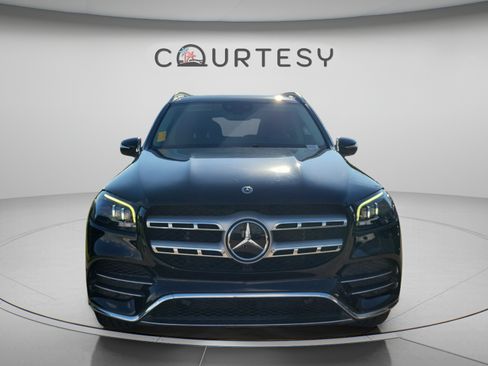 Used 2022 Mercedes-Benz GLS 450 4MATIC image 8