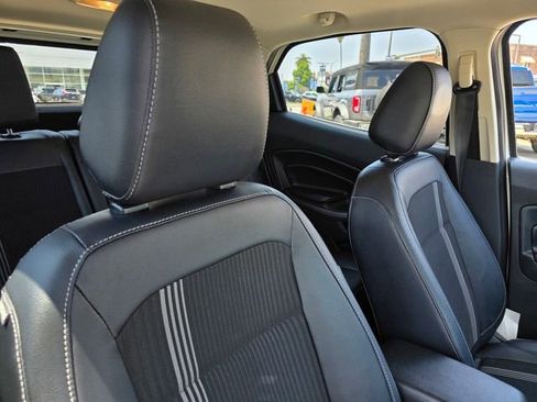Used 2020 Ford EcoSport SES w/ SES Black Appearance Package AWD/4WD image 15