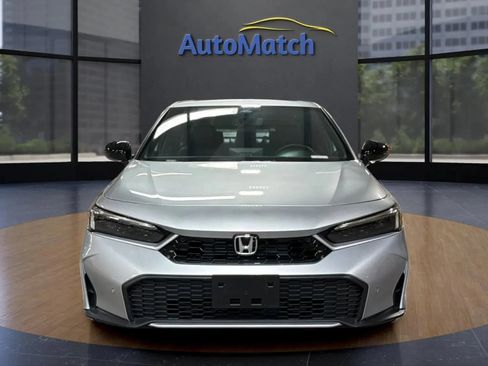 Used 2025 Honda Civic Sport Touring image 2