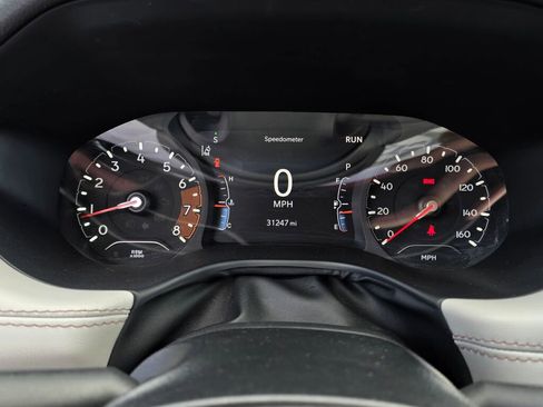 Used 2024 Jeep Compass Limited image 32