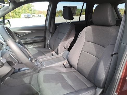 Used 2019 Honda Passport Sport image 14