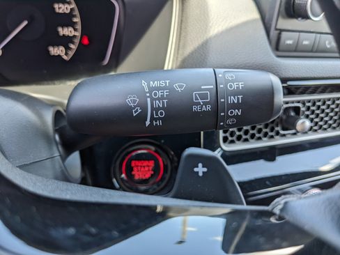 Used 2023 Honda Civic Sport image 29