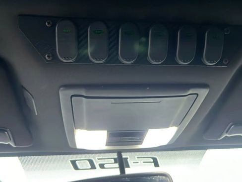 Used 2011 Ford F150 Raptor w/ Raptor Luxury Pkg image 23