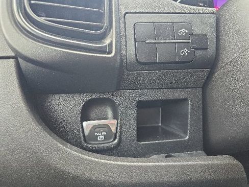 Used 2023 RAM ProMaster 2500 FWD image 15