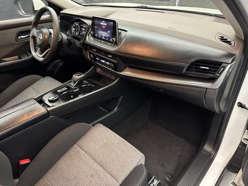 Certified 2023 Nissan Rogue SV AWD/4WD image 11