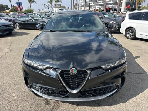 Used 2024 Alfa Romeo Tonale Ti image 2