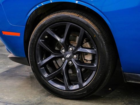 Used 2022 Dodge Challenger SXT w/ Blacktop Package image 39