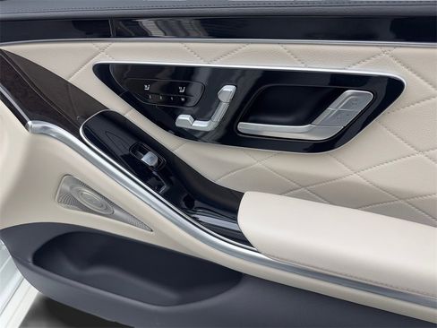 Used 2022 Mercedes-Benz S 580 4MATIC Sedan image 47
