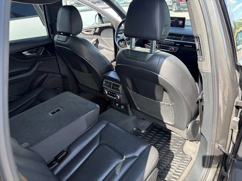 Used 2019 Audi Q7 3.0T Prestige w/ Prestige Package AWD/4WD image 7