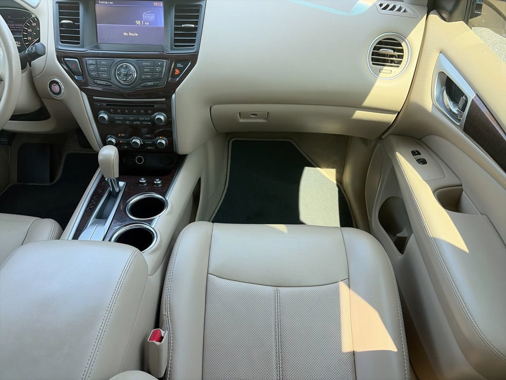Used 2015 Nissan Pathfinder Platinum w/ Cargo Package FWD image 11